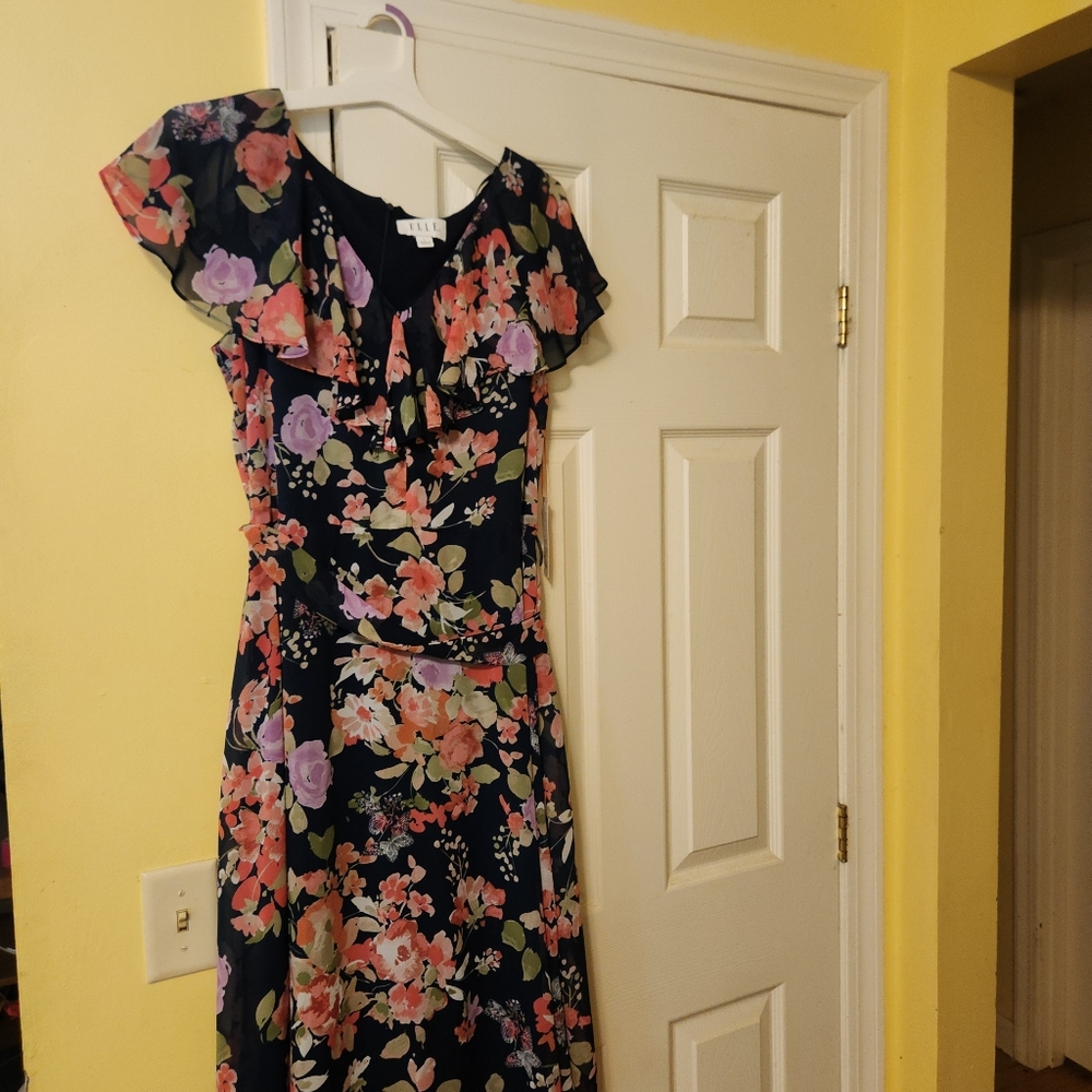 Navy floral dress size large